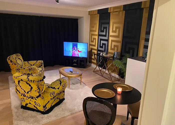 Appartement Centrum 2 *